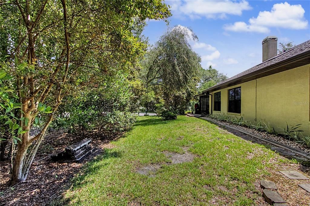 For Sale: $410,000 (3 beds, 2 baths, 2013 Square Feet)