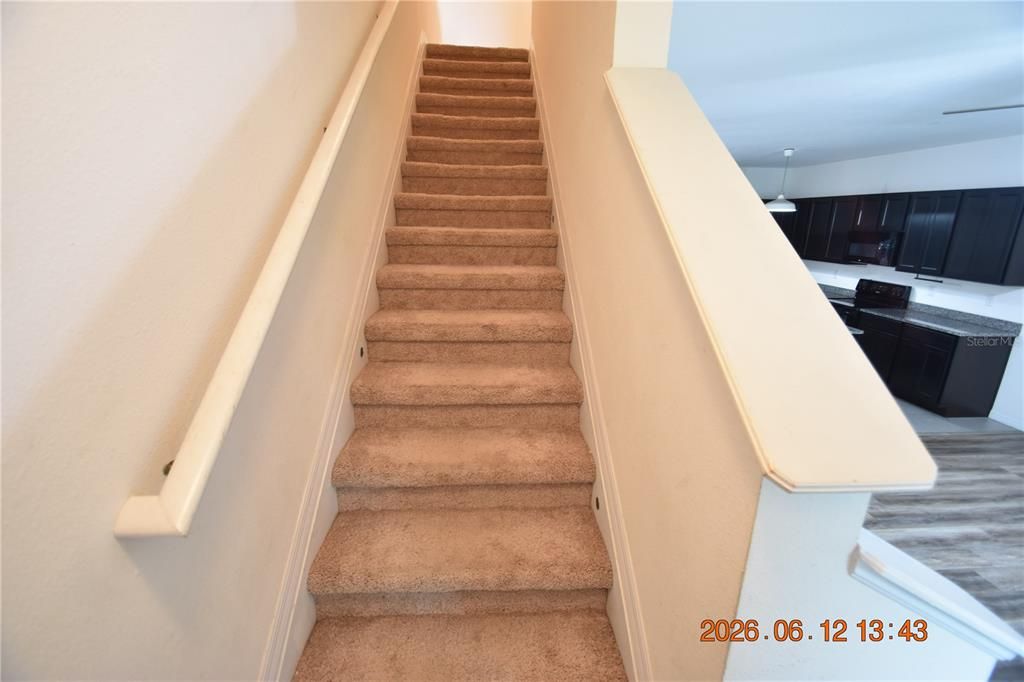 В аренду: $2,300 (3 спален, 2 ванн, 1707 Квадратных фут)