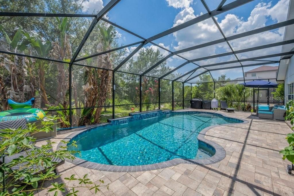 Под контрактом: $799,900 (4 спален, 3 ванн, 3426 Квадратных фут)