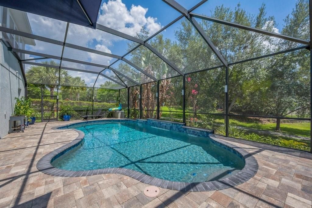 Под контрактом: $799,900 (4 спален, 3 ванн, 3426 Квадратных фут)