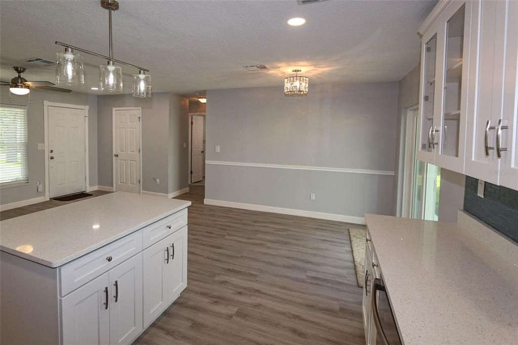 For Rent: $3,100 (3 beds, 2 baths, 1222 Square Feet)