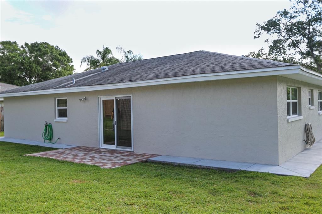 For Rent: $3,100 (3 beds, 2 baths, 1222 Square Feet)