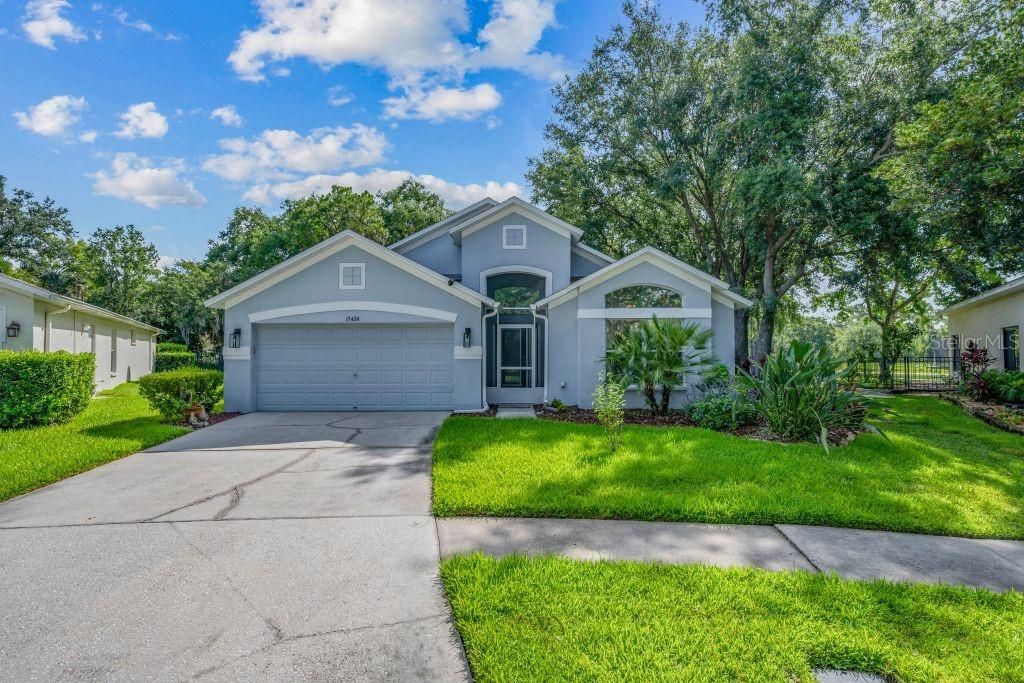 For Sale: $439,900 (3 beds, 2 baths, 1956 Square Feet)