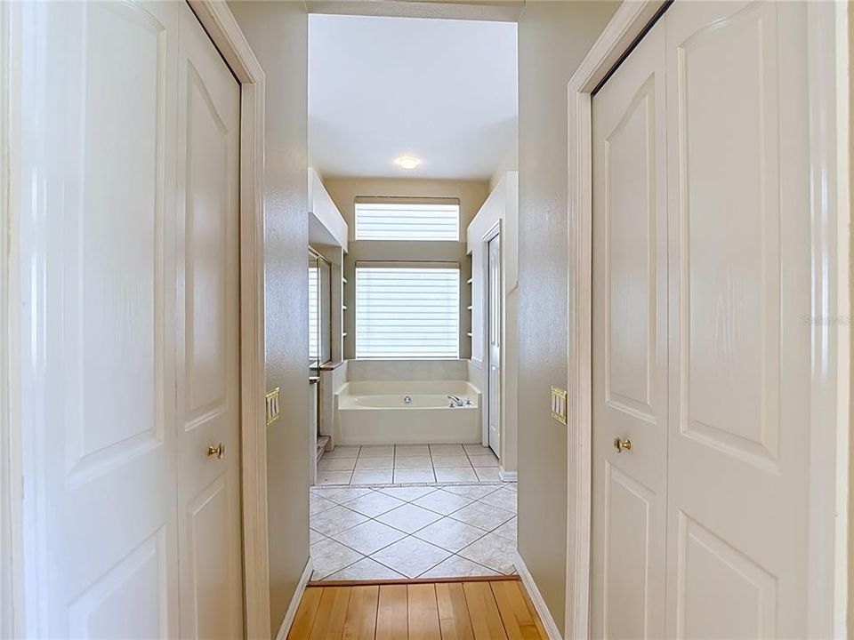En Venta: $545,000 (3 camas, 2 baños, 2335 Pies cuadrados)