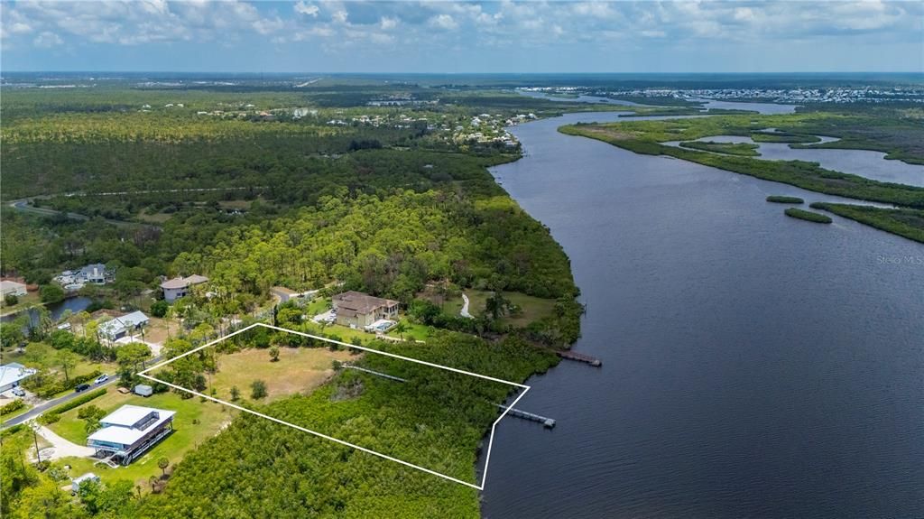 待售: $495,000 (2.45 acres)