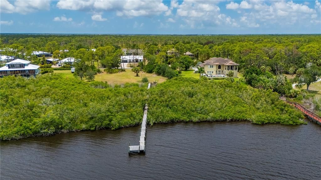 待售: $495,000 (2.45 acres)