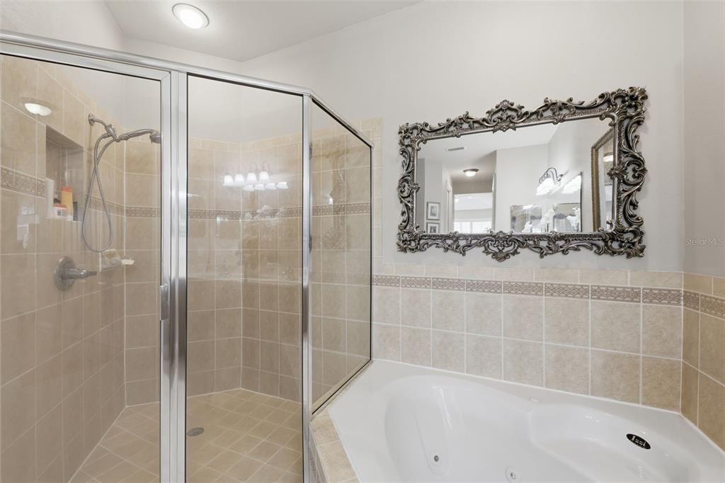 For Sale: $269,900 (3 beds, 2 baths, 1887 Square Feet)