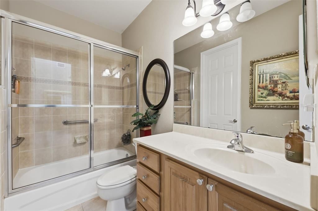 For Sale: $269,900 (3 beds, 2 baths, 1887 Square Feet)