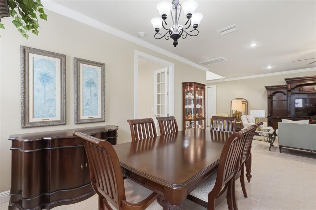 For Sale: $269,900 (3 beds, 2 baths, 1887 Square Feet)