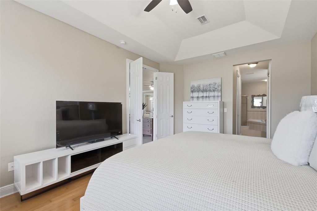 For Sale: $269,900 (3 beds, 2 baths, 1887 Square Feet)