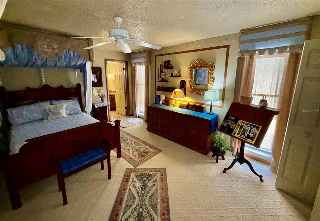 На продажу: $449,500 (3 спален, 2 ванн, 1802 Квадратных фут)
