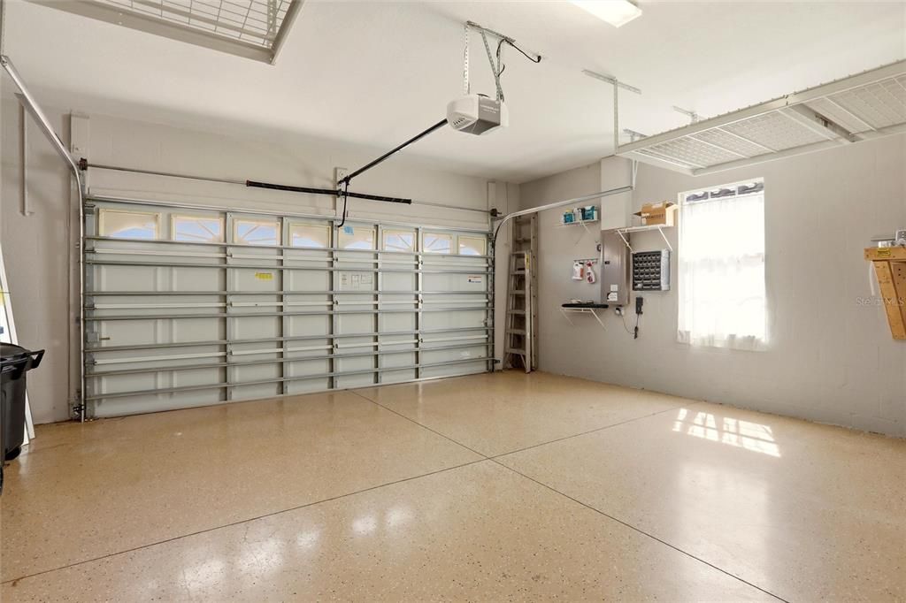 For Rent: $2,950 (3 beds, 2 baths, 2262 Square Feet)