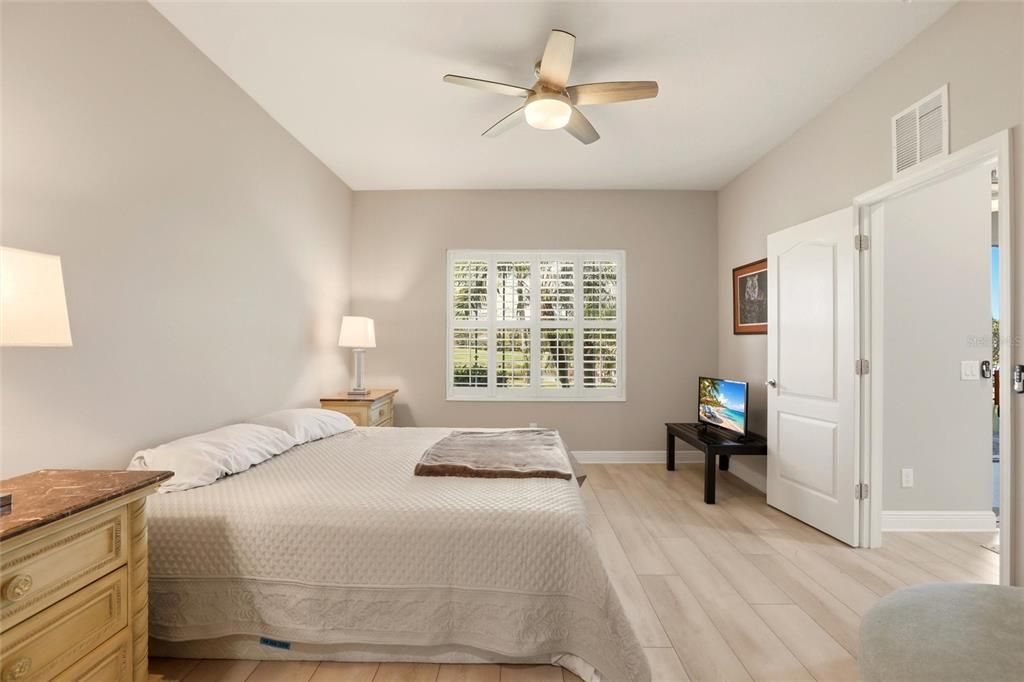 For Rent: $2,950 (3 beds, 2 baths, 2262 Square Feet)