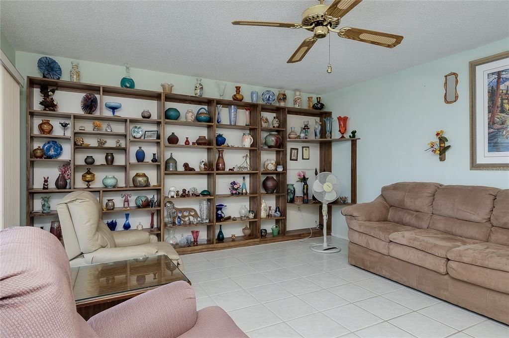 En Venta: $339,000 (3 camas, 2 baños, 1832 Pies cuadrados)