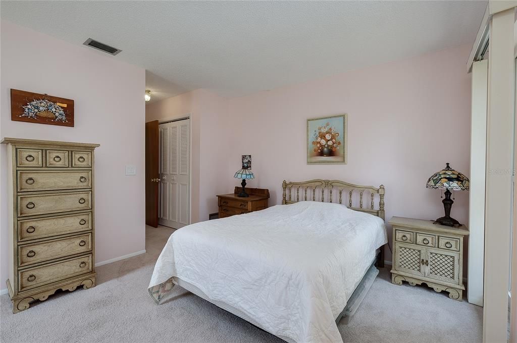 En Venta: $339,000 (3 camas, 2 baños, 1832 Pies cuadrados)