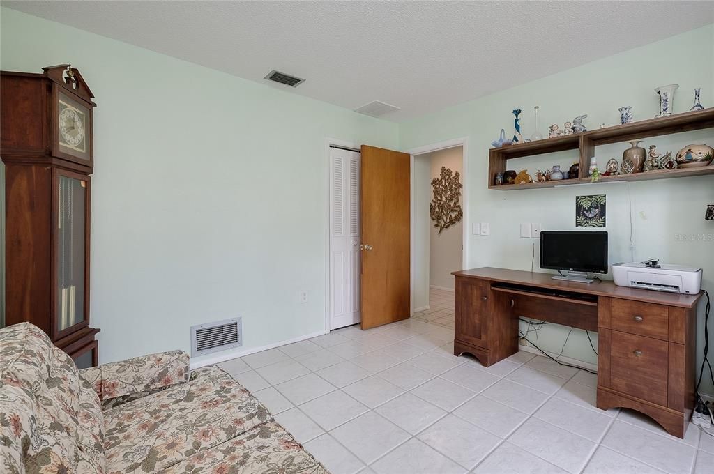 En Venta: $339,000 (3 camas, 2 baños, 1832 Pies cuadrados)
