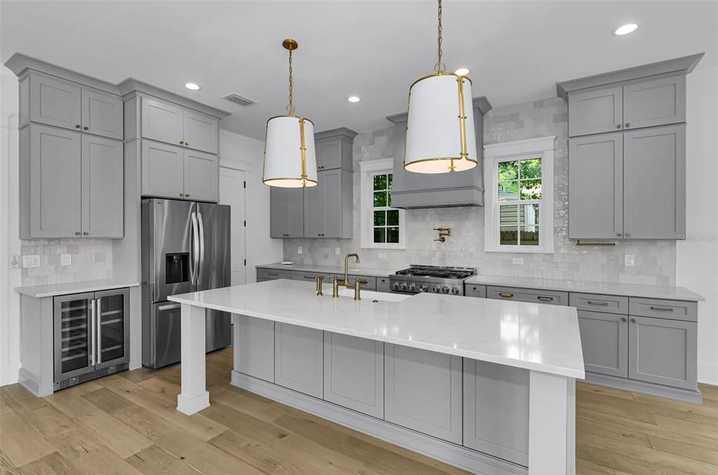 Active With Contract: $1,495,000 (4 beds, 3 baths, 2862 Square Feet)