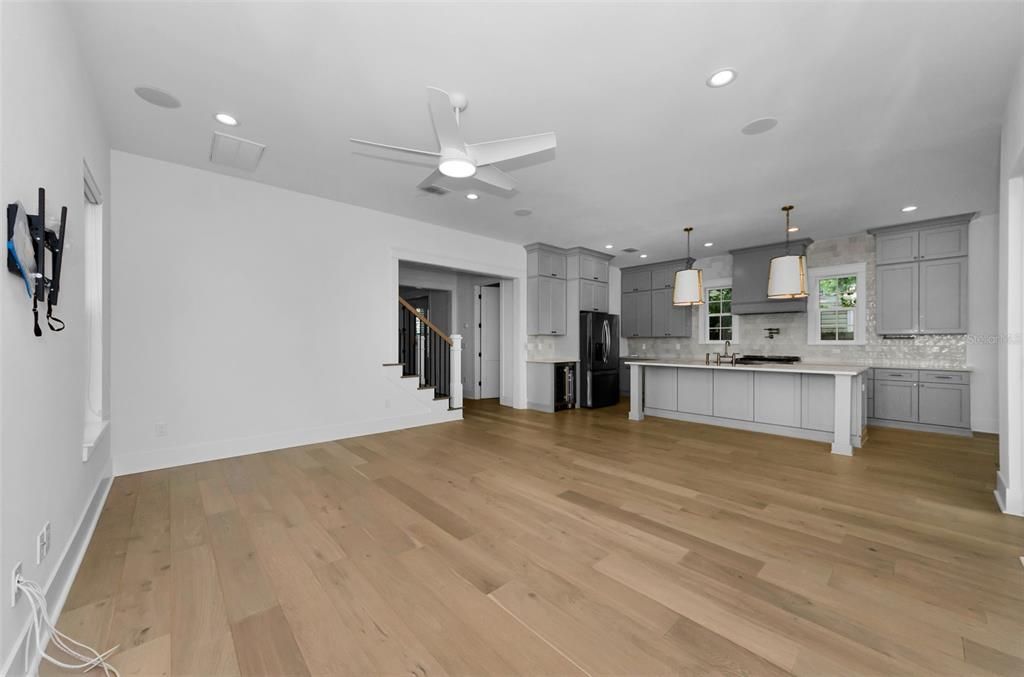 Active With Contract: $1,495,000 (4 beds, 3 baths, 2862 Square Feet)