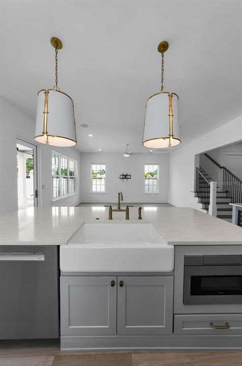 Active With Contract: $1,495,000 (4 beds, 3 baths, 2862 Square Feet)
