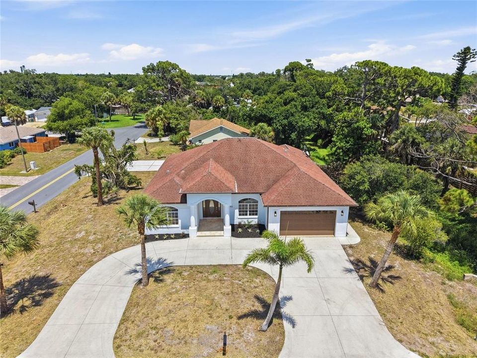 For Sale: $429,000 (3 beds, 2 baths, 2286 Square Feet)