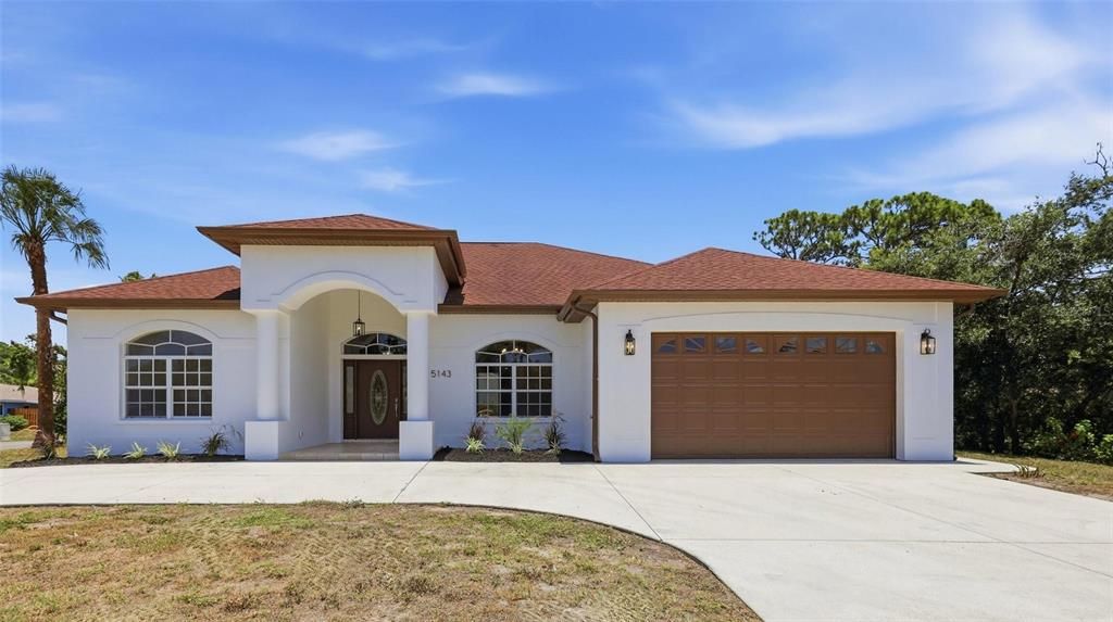 For Sale: $429,000 (3 beds, 2 baths, 2286 Square Feet)