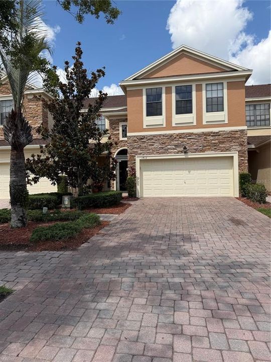 For Sale: $385,000 (3 beds, 2 baths, 2024 Square Feet)