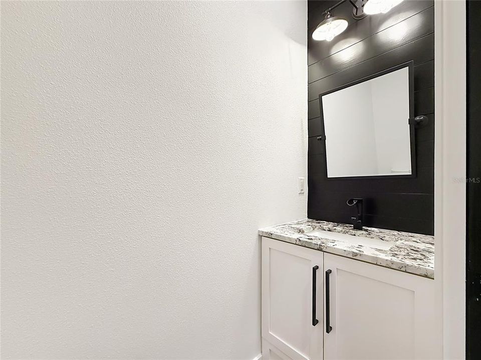 For Sale: $715,000 (4 beds, 2 baths, 2092 Square Feet)