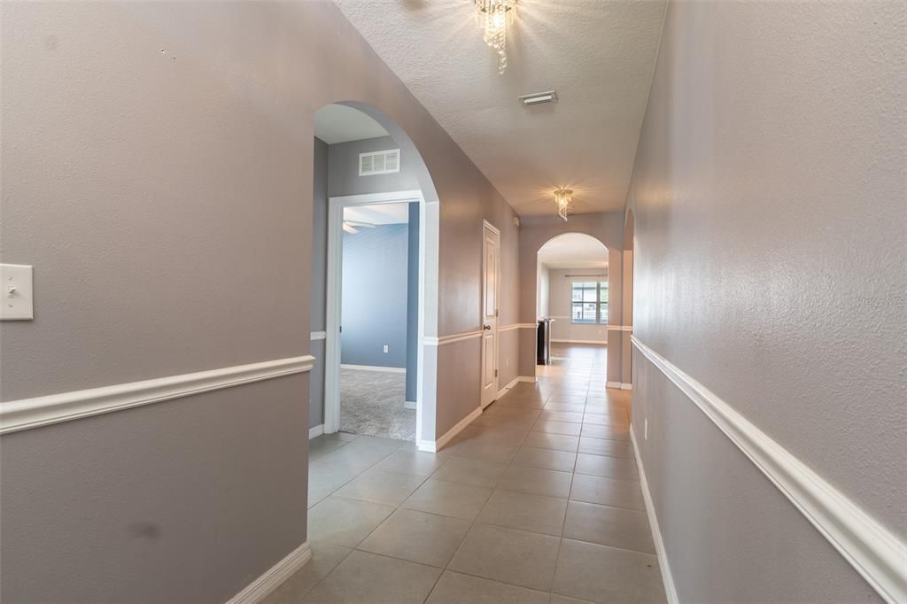 For Sale: $349,000 (4 beds, 2 baths, 1846 Square Feet)
