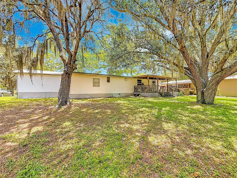 For Sale: $230,000 (3 beds, 3 baths, 1384 Square Feet)