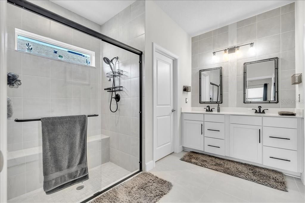 En Venta: $349,500 (3 camas, 2 baños, 1823 Pies cuadrados)