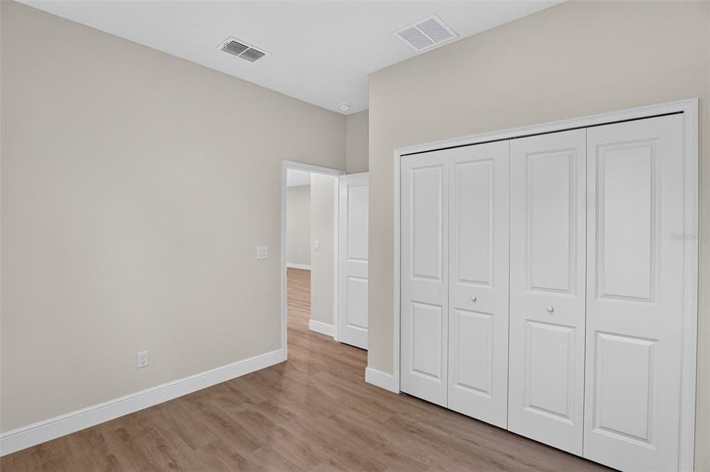 For Sale: $284,900 (4 beds, 3 baths, 1865 Square Feet)