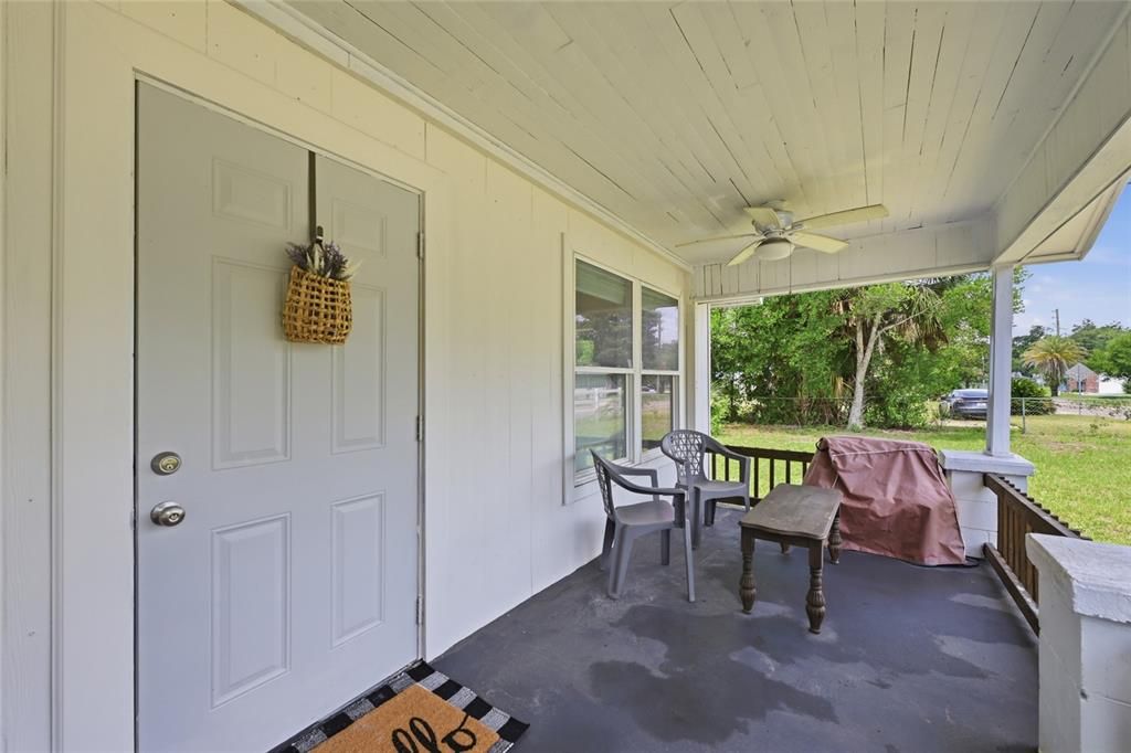 For Sale: $170,000 (2 beds, 1 baths, 1166 Square Feet)