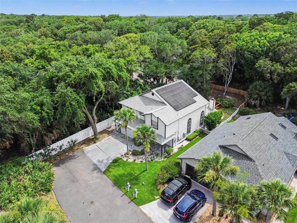 For Sale: $700,000 (4 beds, 3 baths, 2582 Square Feet)