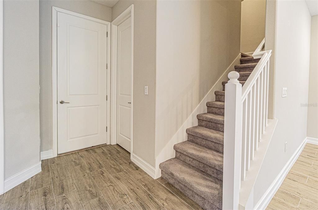 For Sale: $359,000 (3 beds, 2 baths, 1827 Square Feet)