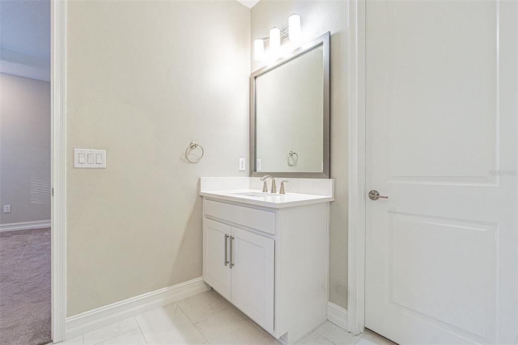 For Sale: $359,000 (3 beds, 2 baths, 1827 Square Feet)