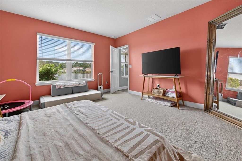 For Sale: $379,900 (3 beds, 2 baths, 1808 Square Feet)