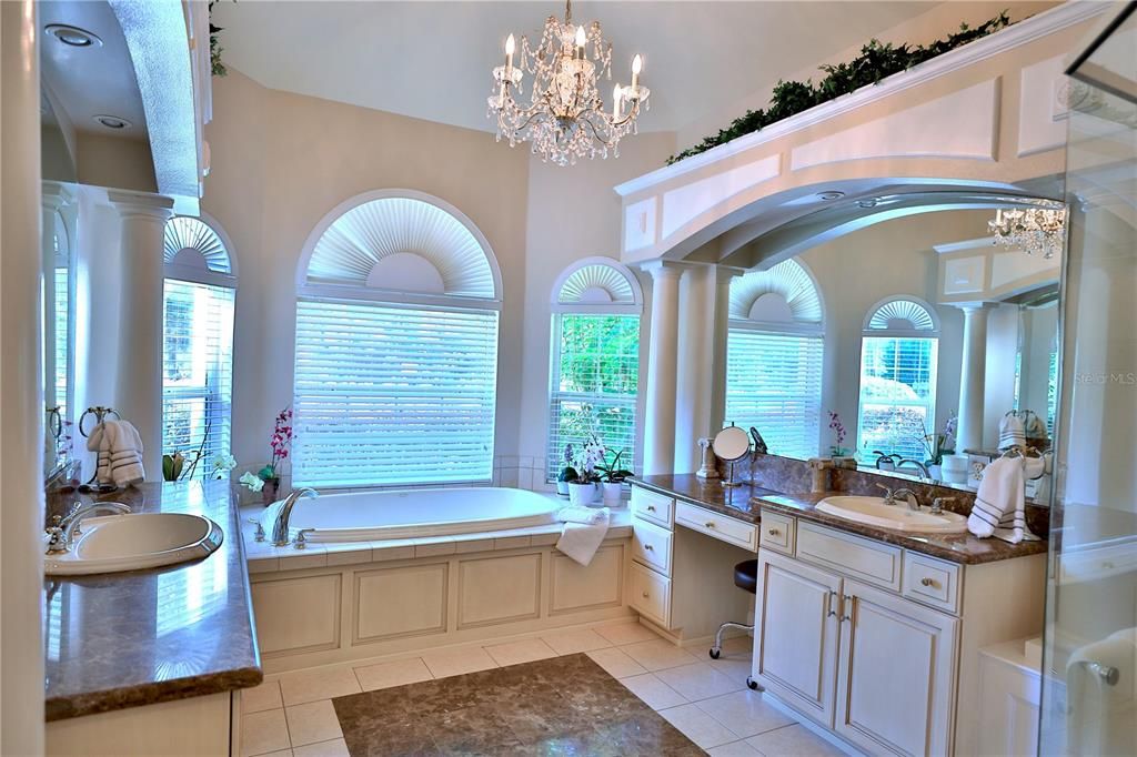 For Sale: $1,399,000 (4 beds, 4 baths, 4686 Square Feet)