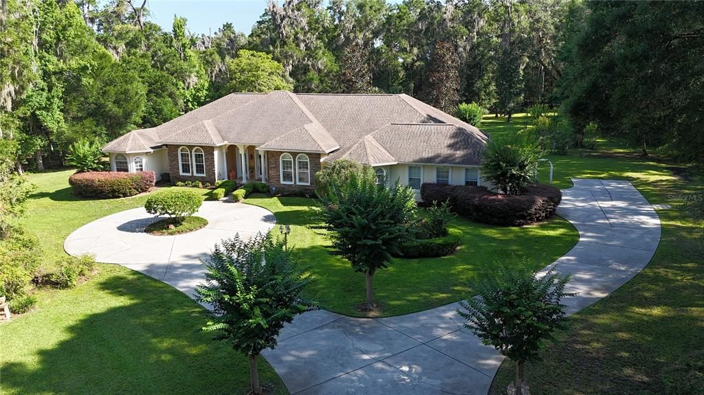 For Sale: $1,399,000 (4 beds, 4 baths, 4686 Square Feet)