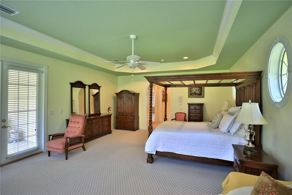For Sale: $1,399,000 (4 beds, 4 baths, 4686 Square Feet)
