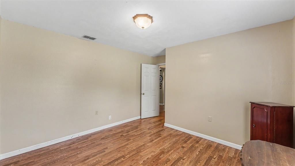 For Sale: $515,000 (4 beds, 3 baths, 2064 Square Feet)