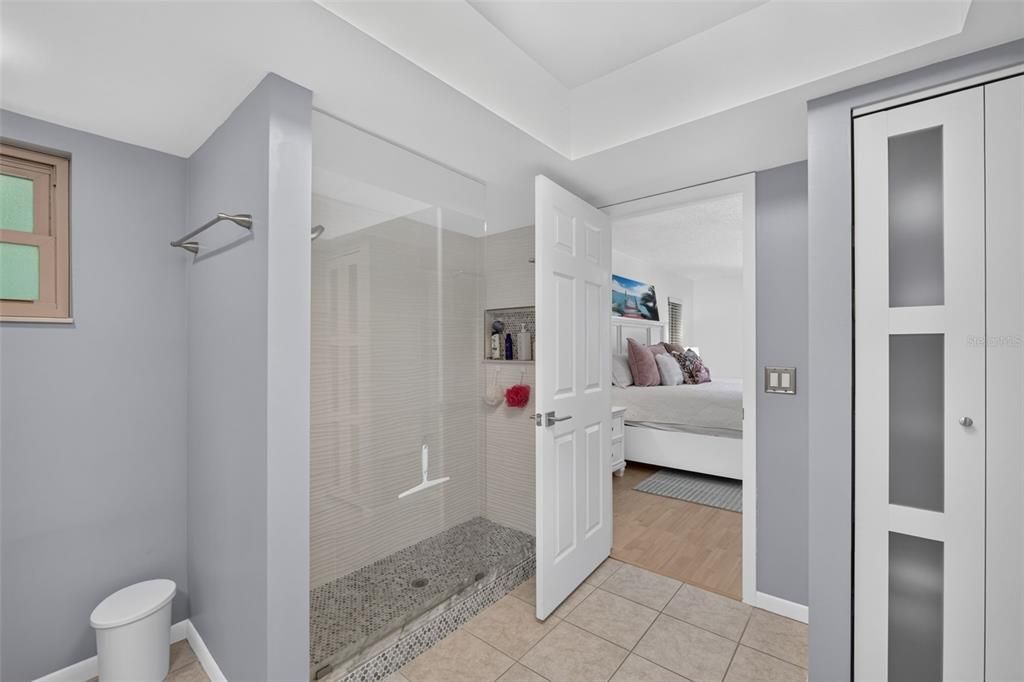 For Sale: $549,000 (3 beds, 2 baths, 2053 Square Feet)