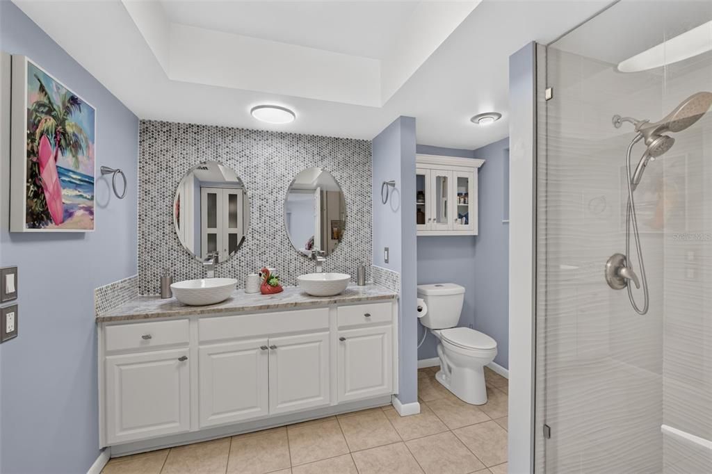 For Sale: $549,000 (3 beds, 2 baths, 2053 Square Feet)