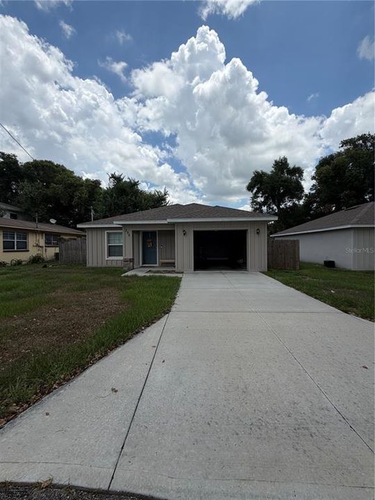 For Sale: $258,000 (3 beds, 2 baths, 1282 Square Feet)
