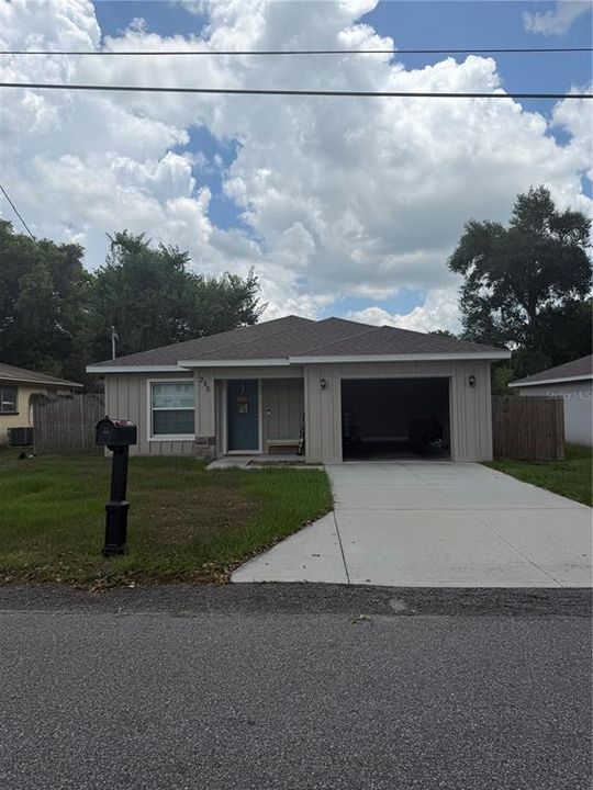 For Sale: $258,000 (3 beds, 2 baths, 1282 Square Feet)