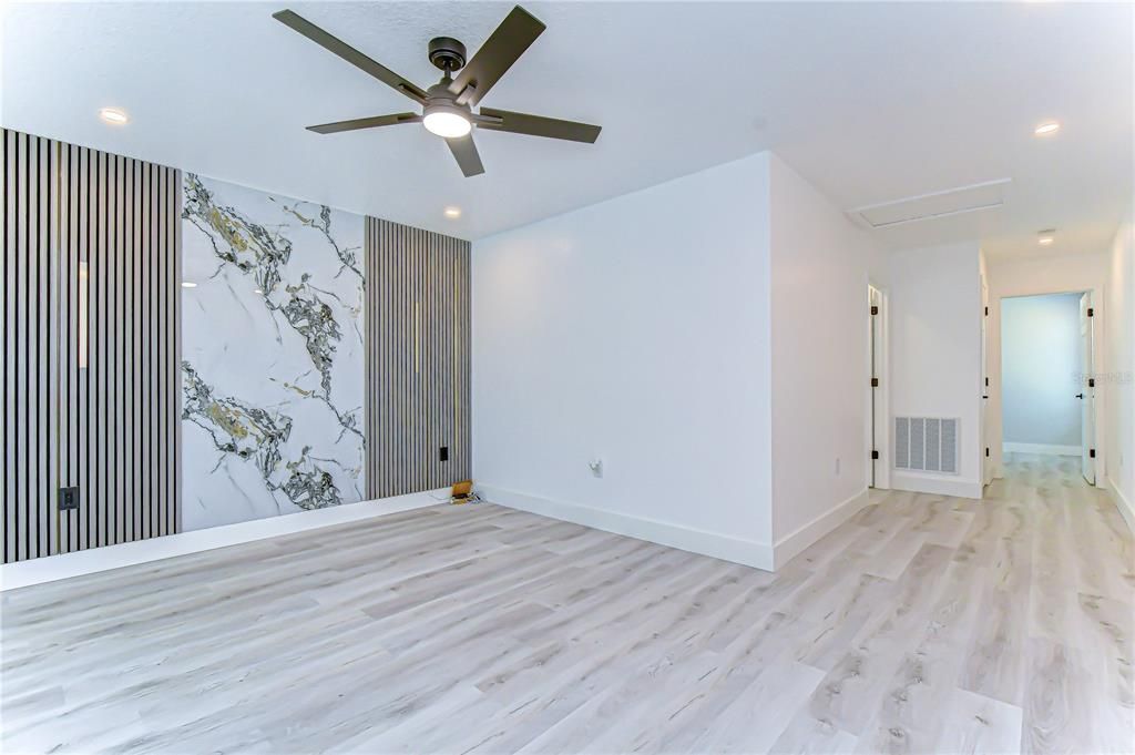 For Sale: $449,000 (3 beds, 2 baths, 1536 Square Feet)