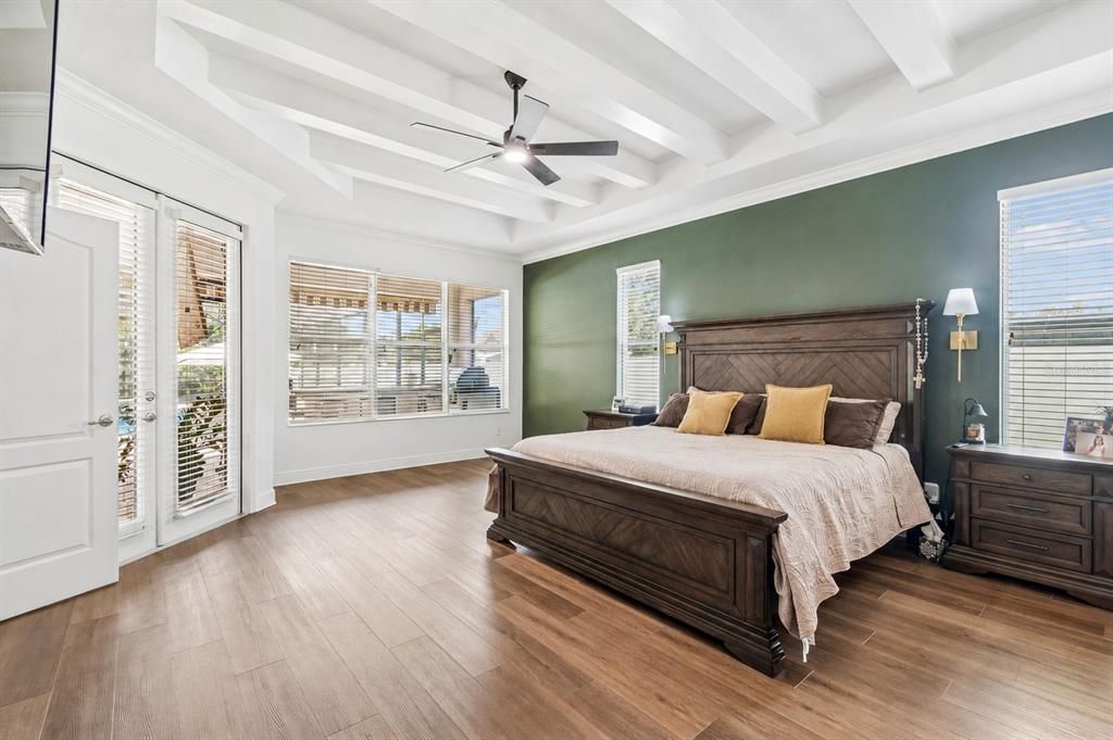 For Sale: $979,000 (4 beds, 4 baths, 3803 Square Feet)