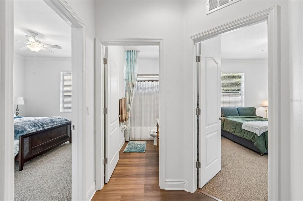 For Sale: $979,000 (4 beds, 4 baths, 3803 Square Feet)