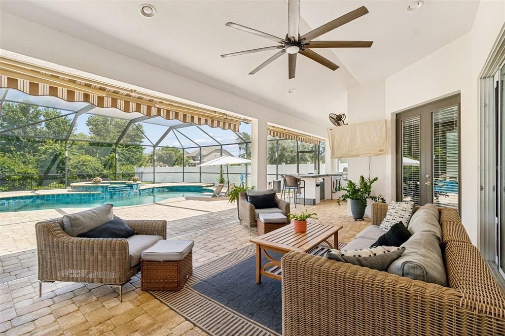 For Sale: $979,000 (4 beds, 4 baths, 3803 Square Feet)