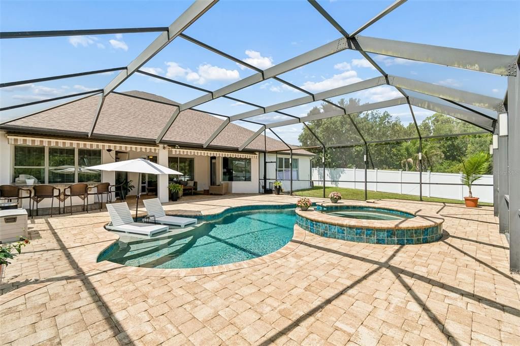 For Sale: $979,000 (4 beds, 4 baths, 3803 Square Feet)