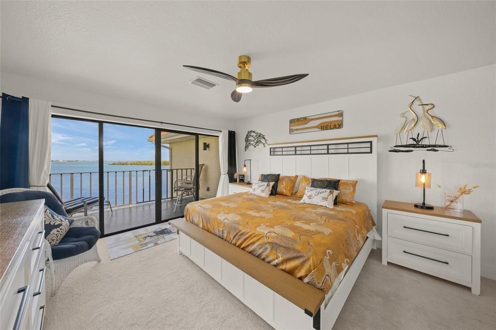 For Sale: $659,900 (3 beds, 2 baths, 1782 Square Feet)